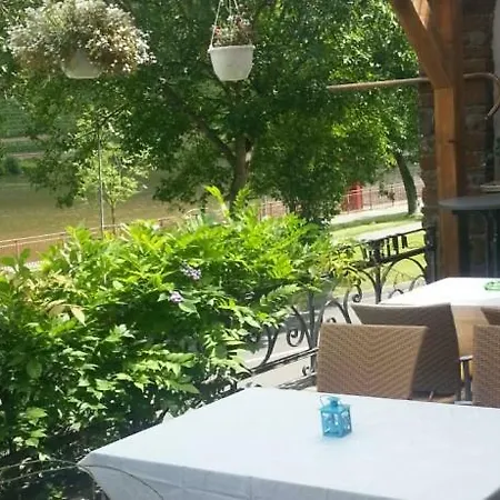 Πανδοχείο Gaestehaus Zum Moseltal Ellenz-Poltersdorf