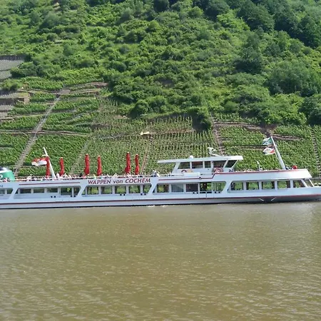 Gaestehaus Zum Moseltal 여관 엘렌츠폴터스도프