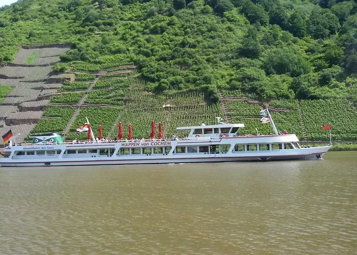 Gaestehaus Zum Moseltal Estalagem Ellenz-Poltersdorf